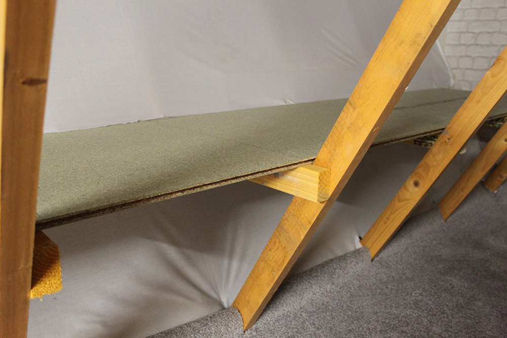 R & D Loft Ladders are a family run business covering Glasgow, Edinburgh and all areas of Scotland